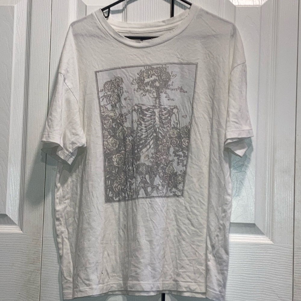 American Eagle Tailgate Grateful Dead Skeleton Graphic T-Shirt Size s